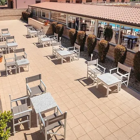 Hotel La Terra Dei Sogni Country 3*