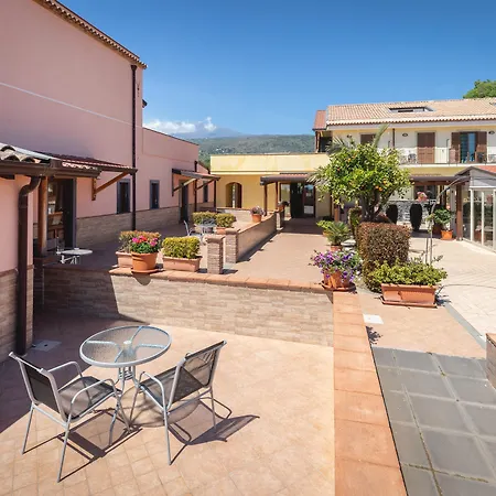 La Terra Dei Sogni Country Hotel