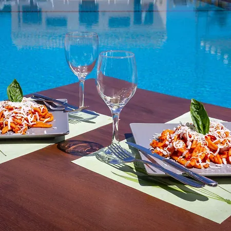 La Terra Dei Sogni Country Hotel