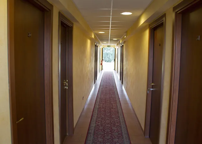 Hotel La Terra Dei Sogni Country 3*